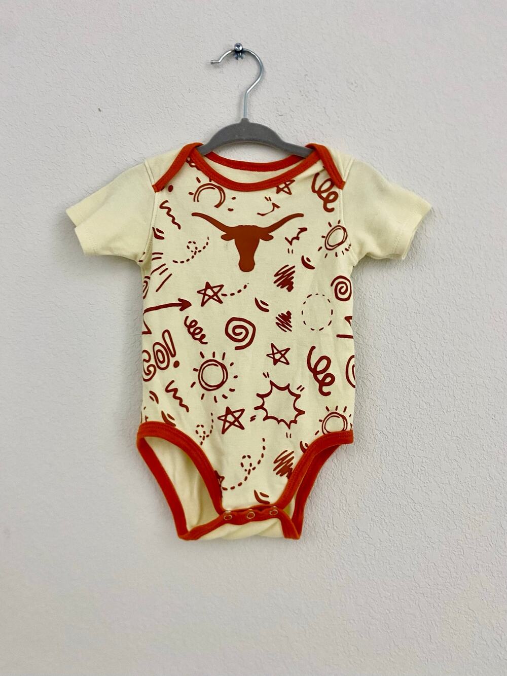 Gen2 Texas Longhorns Baby Onesie 6-9 Months UT Austin Burnt Orange